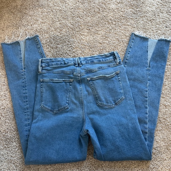 Good American Good Boy Twisted Slit Raw Hem Jeans 12/31 - Picture 8 of 9